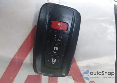 2020 Toyota Rav4 Xse из США, поврежденный, VIN 2T3EWRFV6LW097135